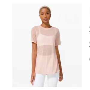 Lululemon top; athletic top; lounge wear; tee size 4